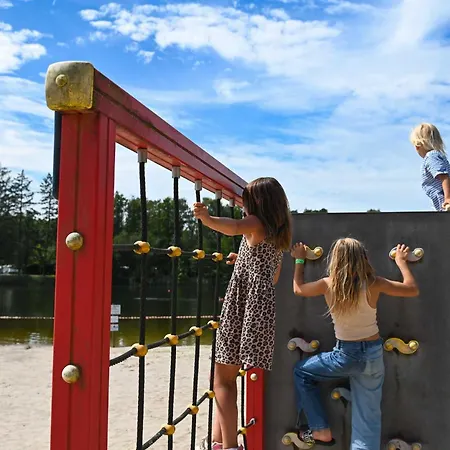 Sleep Space 1 - Tiny Spot Friesland Дом отдыха *